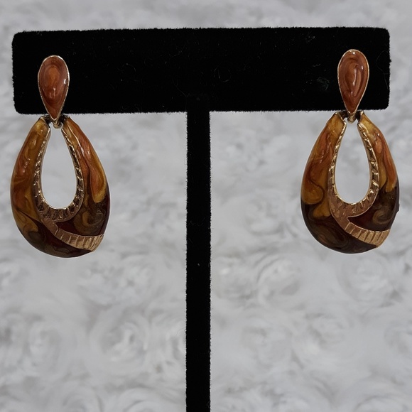 Vintage Swirled Enamel Teardrop Pierced Earrings - Picture 4 of 6